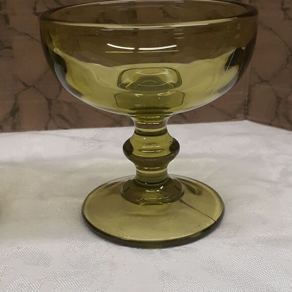 Imperial Glass-Ohio Hoffman House Green Champagne Sherbert Glass 237340 - Picture 4 of 7